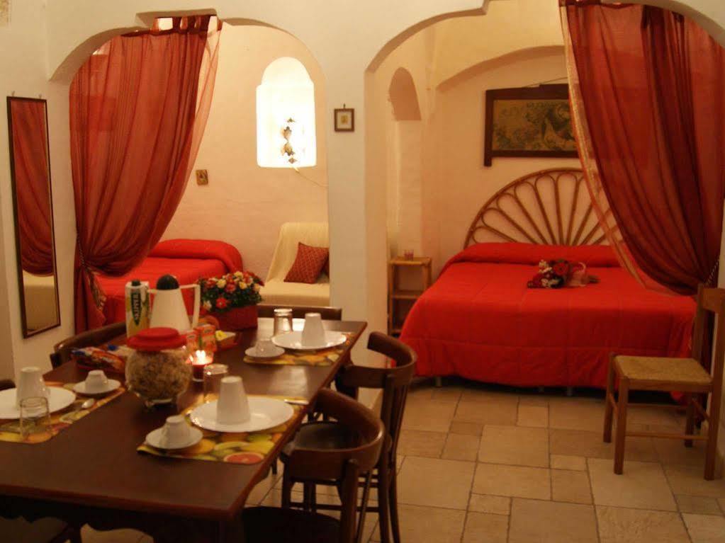 Borgo San Martino Hotel Bra Bagian luar foto